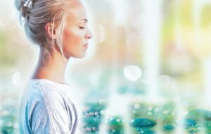 Le fait de respirer consciemment est une manière de se reconnecter au moment présent. La respiration devient un symbole de pleine conscience et d'ancrage dans le 